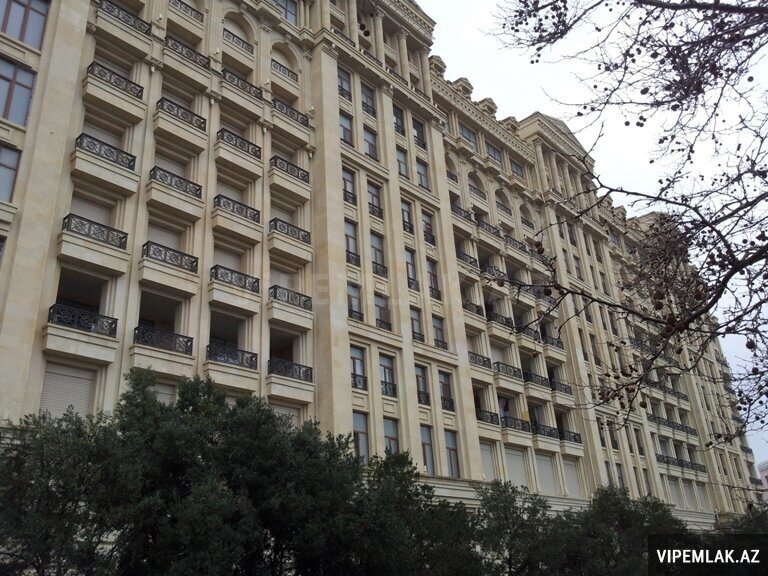 Yasamal rayonunda 4 otaqlı Yeni tikili Kirayə verilir, 165 m² Yasamal rayonunda 4 otaqlı Yeni tikili Kirayə verilir, 165 m²