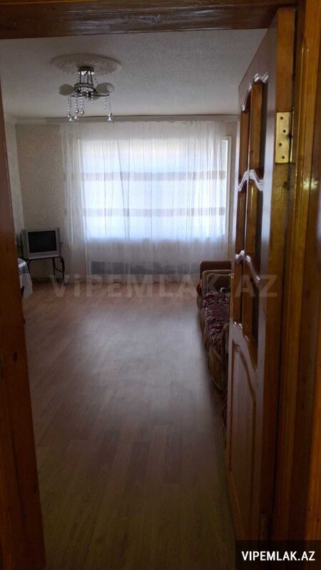 Gəncə şəhərində 3 otaqlı Köhnə tikili Satılır, 65 m² Gəncə şəhərində 3 otaqlı Köhnə tikili Satılır, 65 m²