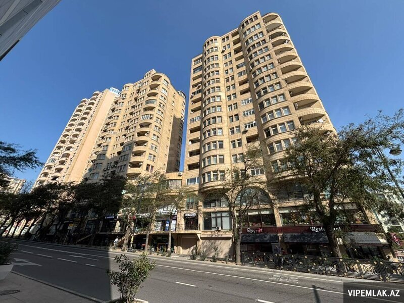 Yasamal rayonunda 3 otaqlı Yeni tikili Kirayə verilir, 125 m² Yasamal rayonunda 3 otaqlı Yeni tikili Kirayə verilir, 125 m²