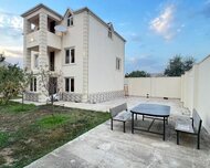 Sumqayıt ş., Həyət evi / Villa , 6 otaq