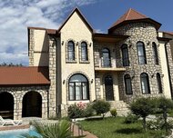 Qəbələ ş., Həyət evi / Villa , 5 otaq