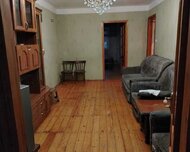 Sumqayıt ş., Köhnə tikili , 3 otaq