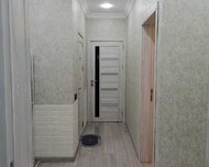 Suraxanı rayonu , Qaraçuxur qəs., 5 otaq