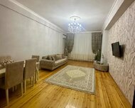 Nizami rayonu , 8-ci kilometr qəs., 2 otaq