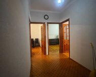 Nizami rayonu , 8-ci kilometr qəs., 3 otaq