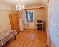 Nizami rayonu , 8-ci kilometr qəs., 2 otaq