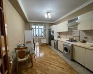 Binəqədi rayonu , 9-cu mikrorayon qəs., 3 otaq