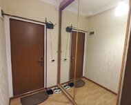 Nizami rayonu , 8-ci kilometr qəs., 3 otaq