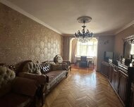 Binəqədi rayonu , 8-ci mikrorayon qəs., 3 otaq