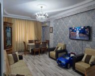 Nizami rayonu , 8-ci kilometr qəs., 2 otaq