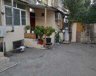 Nizami rayonu , 8-ci kilometr qəs., 2 otaq