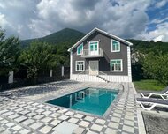 Qəbələ ş., Həyət evi / Villa , 5 otaq