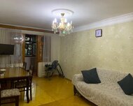 Nizami rayonu , 8-ci kilometr qəs., 3 otaq