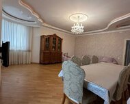 Yasamal rayonu , İnşaatçılar m., 4 otaq