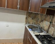 Sumqayıt ş., Köhnə tikili , 1 otaq