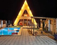Qəbələ ş., Həyət evi / Villa , 3 otaq
