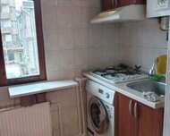 Xırdalan ş., Köhnə tikili , 2 otaq