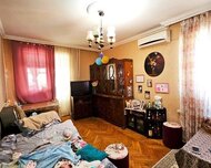Nizami rayonu , 8-ci kilometr qəs., 2 otaq