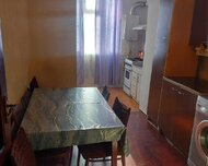 Nizami rayonu , 8-ci kilometr qəs., 3 otaq