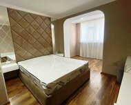 Nizami rayonu , 8-ci kilometr qəs., 3 otaq