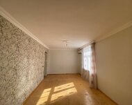 Xırdalan ş., Köhnə tikili , 1 otaq