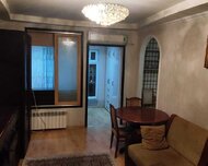 Nizami rayonu , 8-ci kilometr qəs., 5 otaq