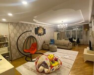 Nizami rayonu , 8-ci kilometr qəs., 3 otaq