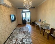 Suraxanı rayonu , Qaraçuxur qəs., 3 otaq