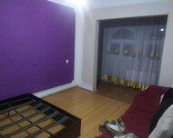 Xırdalan ş., Köhnə tikili , 3 otaq