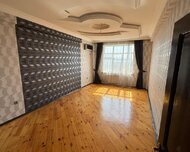 Nizami rayonu , 8-ci kilometr qəs., 3 otaq