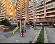 Binəqədi rayonu , 8-ci mikrorayon qəs., 3 otaq