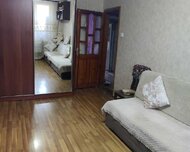 Binəqədi rayonu , 8-ci mikrorayon qəs., 3 otaq