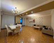 Xətai rayonu , Ağ Şəhər qəs., 5 otaq