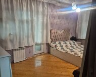 Nizami rayonu , 8-ci kilometr qəs., 4 otaq