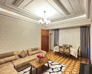 Yasamal rayonu , Yasamal qəs., 4 otaq