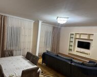 Nizami rayonu , Xalqlar Dostluğu m., 4 otaq