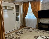 Nizami rayonu , Xalqlar Dostluğu m., 3 otaq