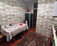 Sumqayıt ş., Köhnə tikili , 3 otaq