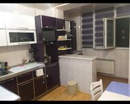 Xırdalan ş., Köhnə tikili , 3 otaq