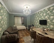 Nizami rayonu , 8-ci kilometr qəs., 1 otaq