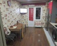 Nizami rayonu , 8-ci kilometr qəs., 5 otaq