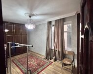 Nizami rayonu , 8-ci kilometr qəs., 2 otaq