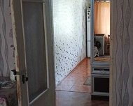 Nizami rayonu , 8-ci kilometr qəs., 3 otaq