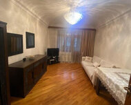 Nizami rayonu , 8-ci kilometr qəs., 3 otaq