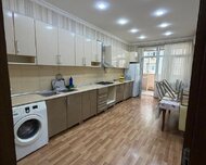 Xətai rayonu , Həzi Aslanov qəs., 3 otaq