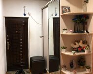 Nizami rayonu , 8-ci kilometr qəs., 3 otaq