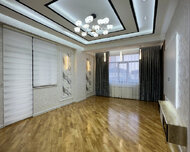 Nizami rayonu , 8-ci kilometr qəs., 3 otaq