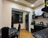 Binəqədi rayonu , 9-cu mikrorayon qəs., 3 otaq