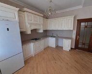 Nəsimi rayonu , 28 May m., 3 otaq