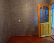 Siyəzən ş., Köhnə tikili , 4 otaq